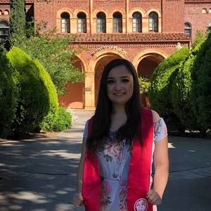 Meet your Posher, Danissa